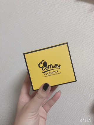 자극 없이 털/각질 관리가 가능한 코코몰리 실리콘 목욕 브러쉬 — 5점을 준 리뷰어가 2020년 11월 올린 사용 사진