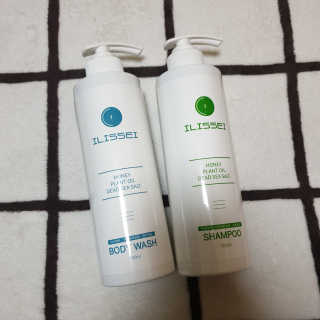 일리세이 허니 샴푸 500ml + 허니 바디워시 500ml 세트 — 5점을 준 리뷰어가 2020년 4월 올린 사용 사진