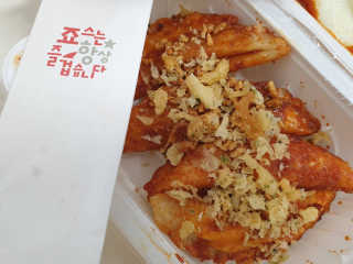 죠스떡볶이 [죠스푸드] 짜빠떡볶이+떡또그+범벅만두 신메뉴 3종 — 4점을 준 리뷰어가 2020년 4월 올린 사용 사진