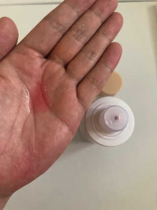 어글리프루프 에센스 스탑디어글리 레드모먼트 에센스 120ml — 5점을 준 리뷰어가 2020년 10월 올린 사용 사진