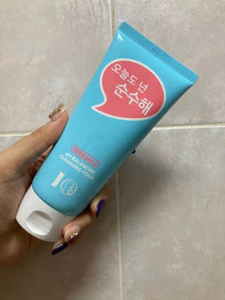 IO 아이오 오늘도 넌 순수해 - 약산성 클렌징폼 — 5점을 준 리뷰어가 2020년 12월 올린 사용 사진
