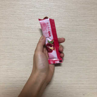 헬스업_쁘띠쁘띠석류콜라겐젤리_20g x 14포 — 5점을 준 리뷰어가 2020년 8월 올린 사용 사진