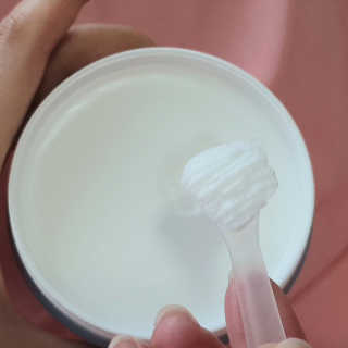 리더스코스메틱 리더스 카밍 클리어 밀크 필 클렌즈 밤 — 5점을 준 리뷰어가 2020년 8월 올린 사용 사진
