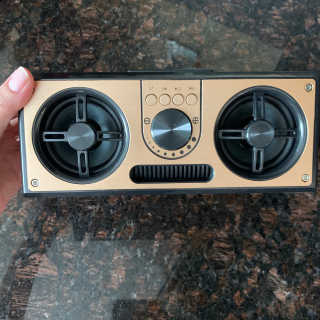 SEVIZ RETRO20W 레트로 블루투스 스피커 — 4점을 준 리뷰어가 2020년 8월 올린 사용 사진