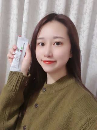 유유네이처 머빈스 젤리 레드비트 콜라겐 — 5점을 준 리뷰어가 2020년 4월 올린 사용 사진