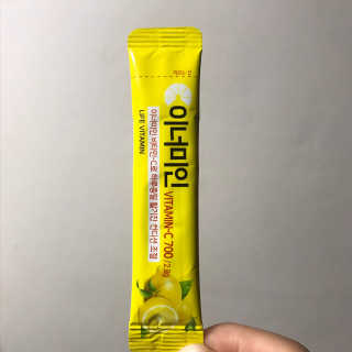 이너미인 VITAMIN-C 700 — 5점을 준 리뷰어가 2020년 10월 올린 사용 사진