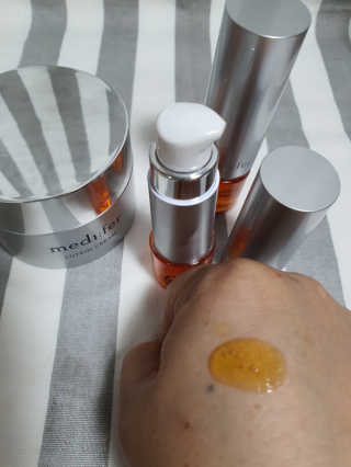 메디페르 [ 2+1 ] 루테인앰플 10ml 2개 + 루테인크림 50ml 1개 — 5점을 준 리뷰어가 2020년 8월 올린 사용 사진