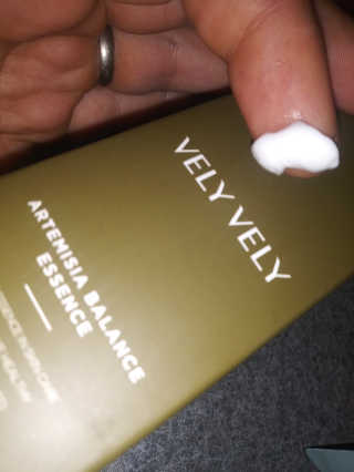 VELY VELY Artemisia Balance Essence — 5점을 준 리뷰어가 2020년 7월 올린 사용 사진
