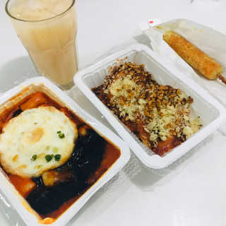 죠스떡볶이 [죠스푸드] 짜빠떡볶이+떡또그+범벅만두 신메뉴 3종 — 5점을 준 리뷰어가 2020년 4월 올린 사용 사진