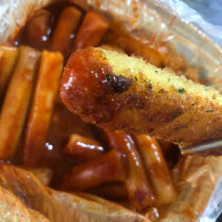 가치식탁 리얼치즈스틱, 리얼크림치즈볼 — 5점을 준 리뷰어가 2020년 9월 올린 사용 사진