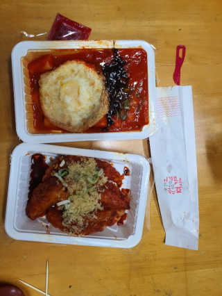 죠스떡볶이 [죠스푸드] 짜빠떡볶이+떡또그+범벅만두 신메뉴 3종 — 5점을 준 리뷰어가 2020년 4월 올린 사용 사진