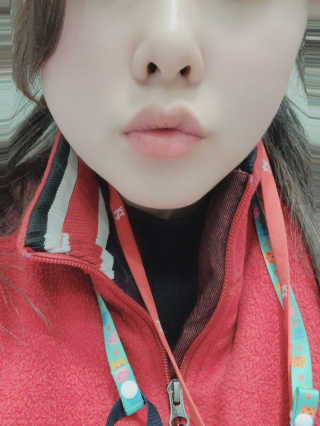 [후르디아] 올리브영 꿀과즙 립밤 2종 (블루베리/석류) — 5점을 준 리뷰어가 2020년 12월 올린 사용 사진