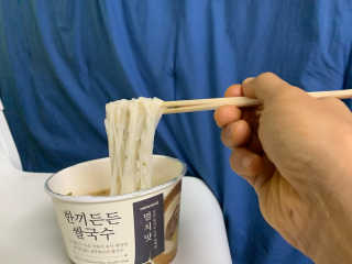 [네이처빌] 우리쌀로 만든 글루텐프리 컵쌀국수 — 4점을 준 리뷰어가 2020년 10월 올린 사용 사진