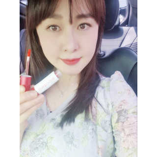 레드쿠키 브라우니 벨벳 립 틴트 — 5점을 준 리뷰어가 2020년 6월 올린 사용 사진