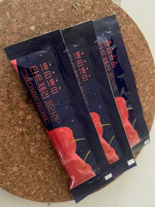 서울약사신협_쁘띠쁘띠타트체리콜라겐_20g x 14포 — 5점을 준 리뷰어가 2020년 12월 올린 사용 사진