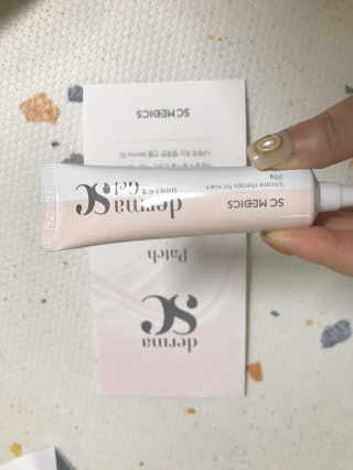 derma SC-Gel 더마에스씨 겔 20g — 5점을 준 리뷰어가 2020년 5월 올린 사용 사진