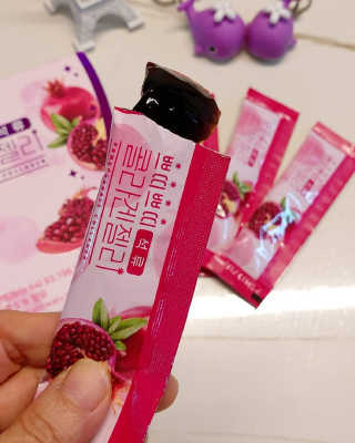 헬스업_쁘띠쁘띠석류콜라겐젤리_20g x 14포 — 5점을 준 리뷰어가 2020년 9월 올린 사용 사진