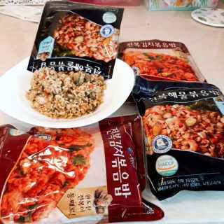 바다는다웰빙이다 전복해물볶음밥/전복김치볶음밥 250g-4봉지 — 5점을 준 리뷰어가 2020년 8월 올린 사용 사진