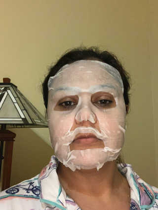 트리티스 [Treatis] Facial Sheet Mask — 5점을 준 리뷰어가 2020년 11월 올린 사용 사진