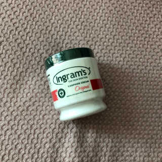 인그람스 캠퍼 크림 오리지널 300ml — 5점을 준 리뷰어가 2020년 4월 올린 사용 사진