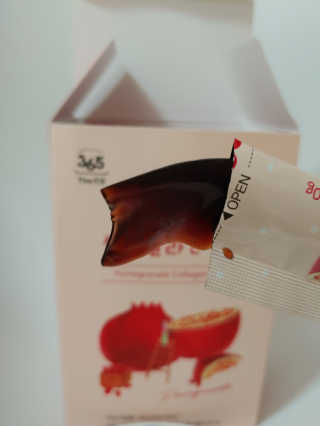 365더건강 에버뷰티 석류콜라겐 젤리 — 3.5점을 준 리뷰어가 2020년 8월 올린 사용 사진