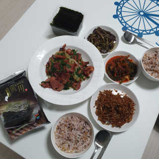 광천우리맛김 한봉지 2~3인분, 맛있는 우리재래식탁김26매20봉 — 5점을 준 리뷰어가 2020년 5월 올린 사용 사진