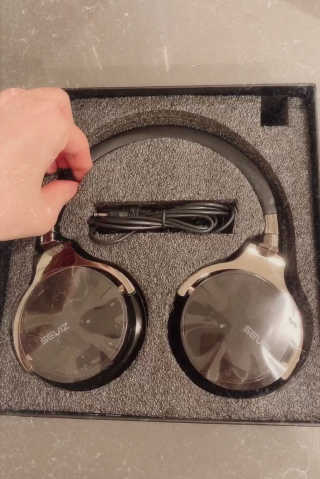 SEVIZ Bluetooth Headphones 10 3color — 5점을 준 리뷰어가 2020년 7월 올린 사용 사진