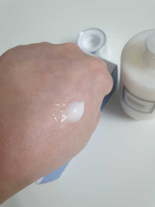 뷰니오 더마플러스 카밍 에멀전200ml — 5점을 준 리뷰어가 2020년 11월 올린 사용 사진