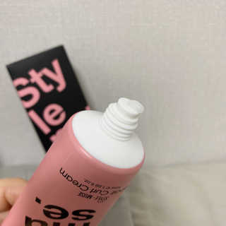 ATS스타일 뮤즈 ATS 스타일 뮤즈 리페어 컬 크림 50ml X 2EA — 4점을 준 리뷰어가 2020년 10월 올린 사용 사진