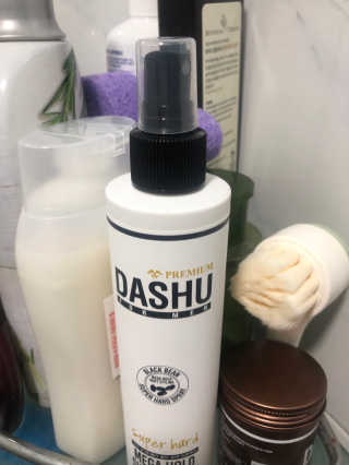 다슈코리아 다슈 포 맨 프리미엄 메가 홀드 슈퍼 스프레이 250ml — 5점을 준 리뷰어가 2020년 9월 올린 사용 사진