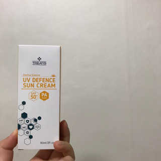 [트리티스] UV 디펜스 선크림 PA+++ / SPF50+  60ml — 5점을 준 리뷰어가 2020년 9월 올린 사용 사진