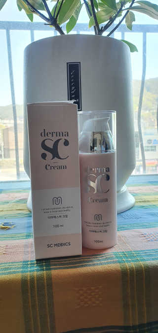 derma SC-Cream 더마에스씨 크림 100ml — 4.5점을 준 리뷰어가 2020년 4월 올린 사용 사진