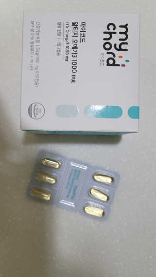 JW중외제약 마이코드 알티지 오메가3 1000 mg — 5점을 준 리뷰어가 2020년 9월 올린 사용 사진