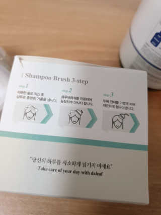 달리프 베러 퍼퓸 샴푸 1000ml 레이니데이 or 일랑로즈 — 4점을 준 리뷰어가 2020년 4월 올린 사용 사진
