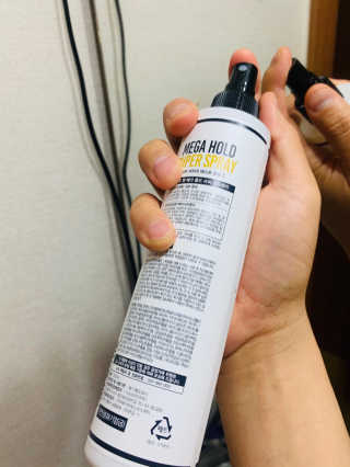 다슈코리아 다슈 포 맨 프리미엄 메가 홀드 슈퍼 스프레이 250ml — 5점을 준 리뷰어가 2020년 8월 올린 사용 사진
