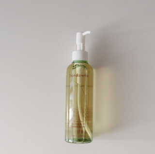 스킨큐어 산다화 순한 클렌징 동백 오일 200ml — 5점을 준 리뷰어가 2020년 5월 올린 사용 사진