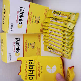 이너미인 VITAMIN-C 700 — 5점을 준 리뷰어가 2020년 9월 올린 사용 사진