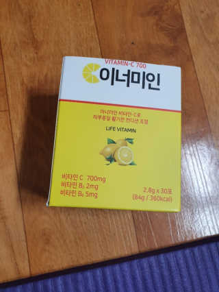 이너미인 VITAMIN-C 700 — 5점을 준 리뷰어가 2020년 9월 올린 사용 사진