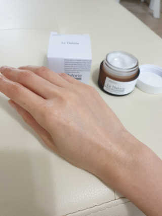 La Theorie Hydrating Ingredients | 하이드레이팅 인그레이디언츠 — 5점을 준 리뷰어가 2020년 5월 올린 사용 사진