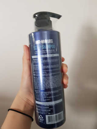 다슈코리아 다슈 데일리 단백질 한방 두피 골드 샴푸 500ml — 5점을 준 리뷰어가 2020년 4월 올린 사용 사진