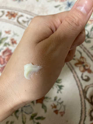 어글리프루프 크림 바이어글리 하이드레이션 샤워 50ml — 5점을 준 리뷰어가 2020년 10월 올린 사용 사진