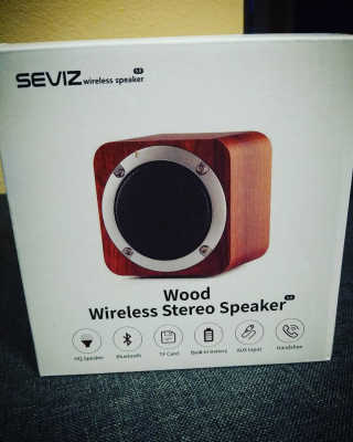 SEVIZ MINI10W 레트로 블루투스 스피커 — 4.5점을 준 리뷰어가 2020년 8월 올린 사용 사진