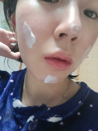 아토스탠다드 베이비크림 — 5점을 준 리뷰어가 2020년 12월 올린 사용 사진