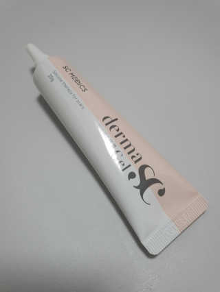 derma SC-Gel 더마에스씨 겔 20g — 5점을 준 리뷰어가 2020년 4월 올린 사용 사진