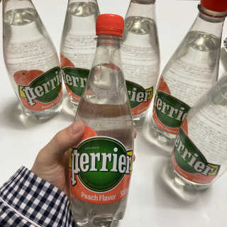 페리에 피치 500ml 투명페트 — 5점을 준 리뷰어가 2020년 11월 올린 사용 사진