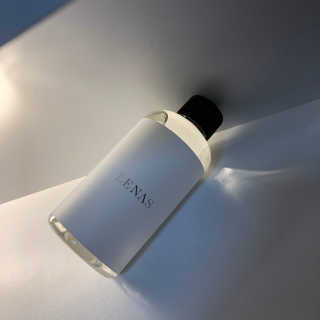레나스 프리미엄 아로마 디퓨저 200ml  [1SET] — 5점을 준 리뷰어가 2020년 9월 올린 사용 사진