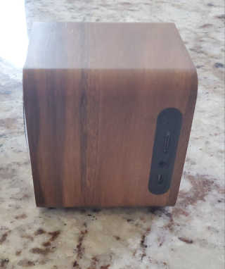SEVIZ MINI10W 레트로 블루투스 스피커 — 5점을 준 리뷰어가 2020년 9월 올린 사용 사진