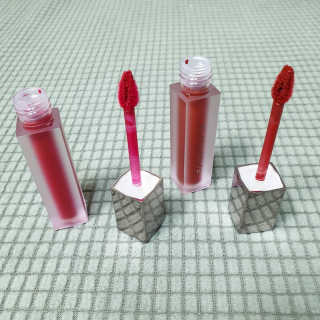 [블랙루즈] 에어 핏 벨벳 틴트4 1+1 — 4점을 준 리뷰어가 2020년 10월 올린 사용 사진