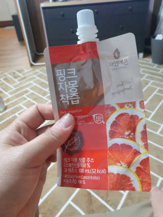 자연에온 핑크 자몽 착즙 100mL 10개입 2BOX — 5점을 준 리뷰어가 2020년 11월 올린 사용 사진