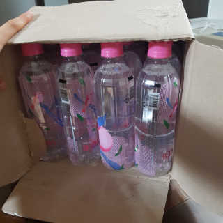 아쿠아스 플레이버워터 [아쿠아스] 제로칼로리 플레이버워터 복숭아/청포도 1BOX 20개입 — 4점을 준 리뷰어가 2020년 6월 올린 사용 사진
